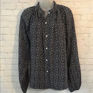 Turquoise Haven Women's Blue and White Polka Dot Button Down Blouse